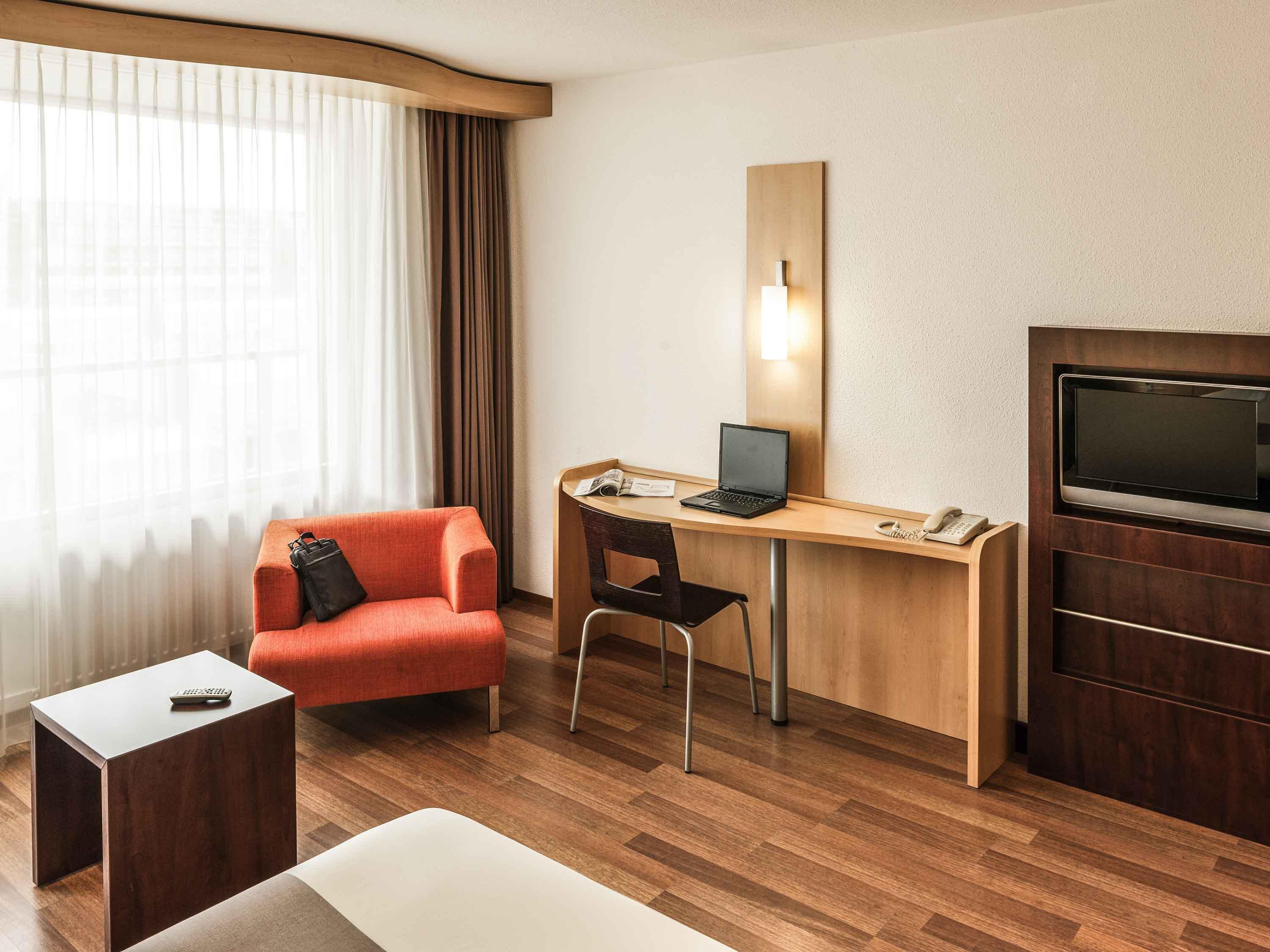 Ibis Styles Scheveningen 3*