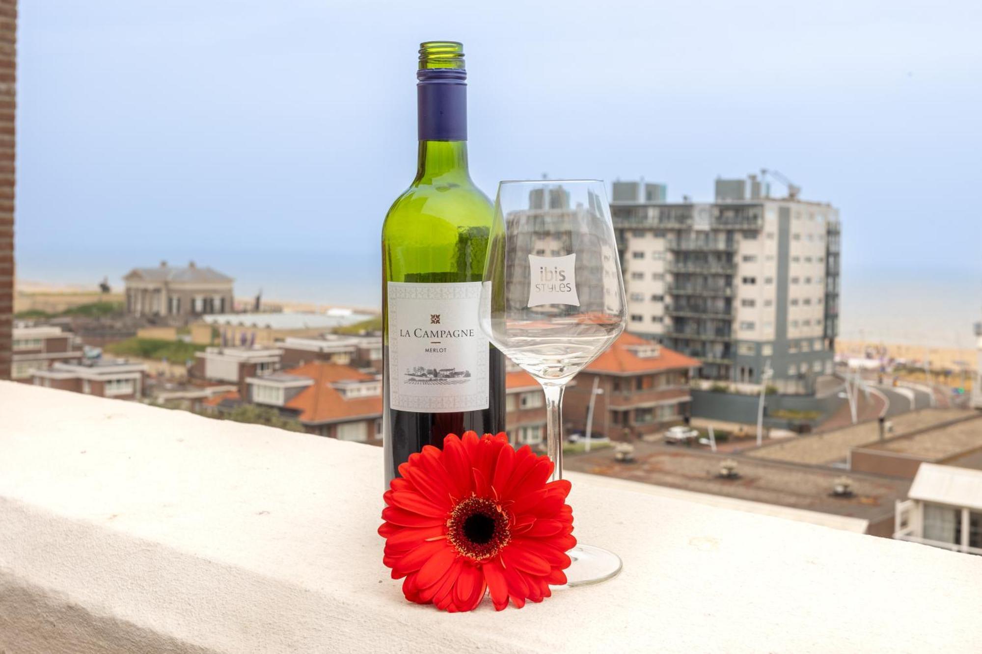 Hotel Ibis Styles Scheveningen 3*