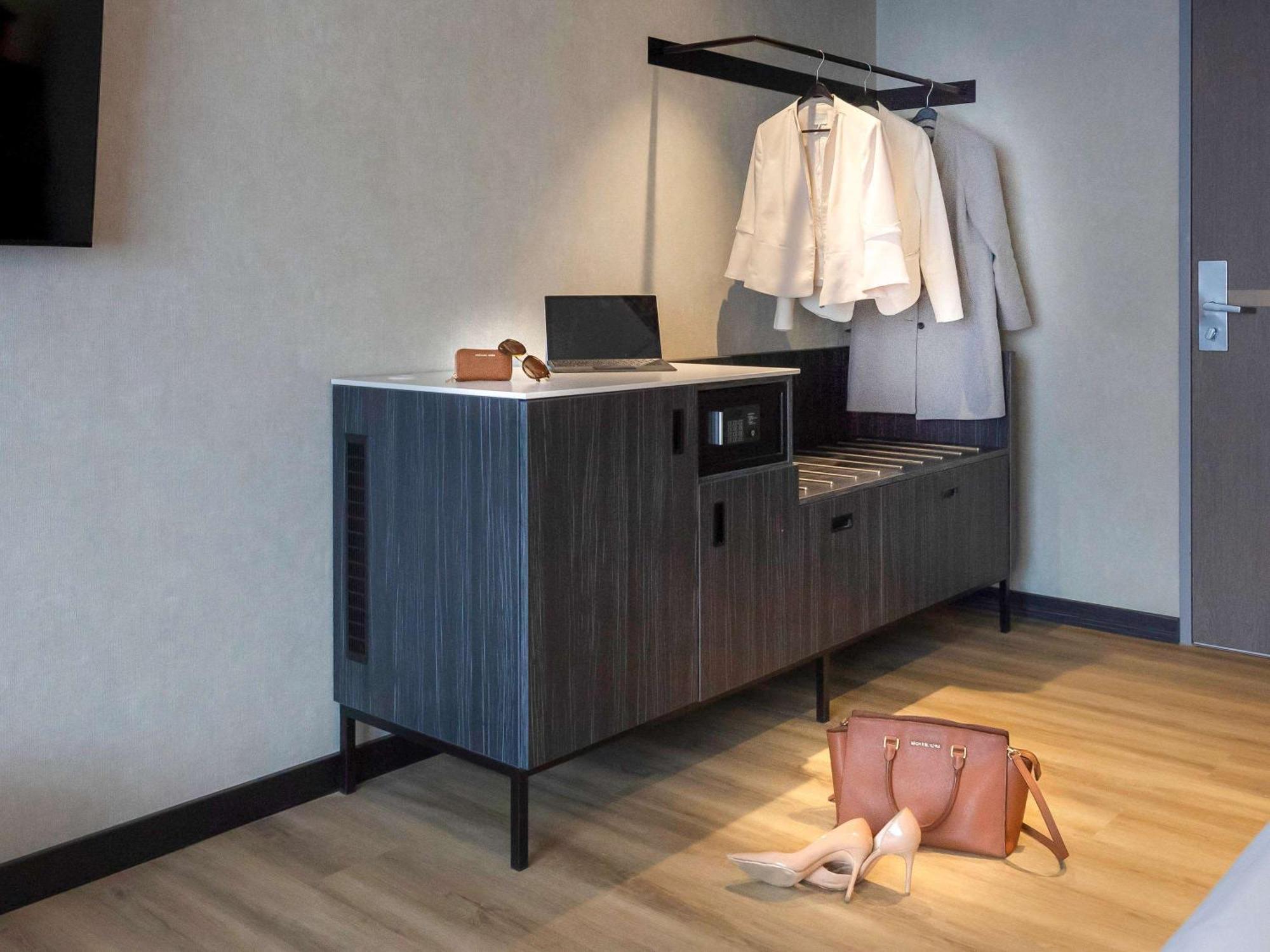 Ibis Styles Scheveningen 3*